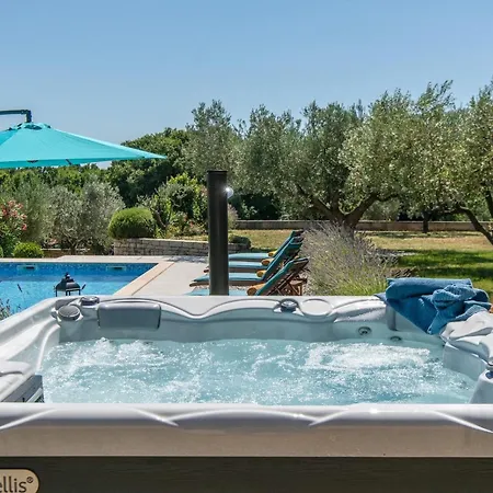 Saint Silentio 別荘