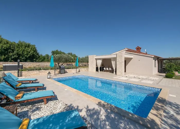 Saint Silentio * Marčana